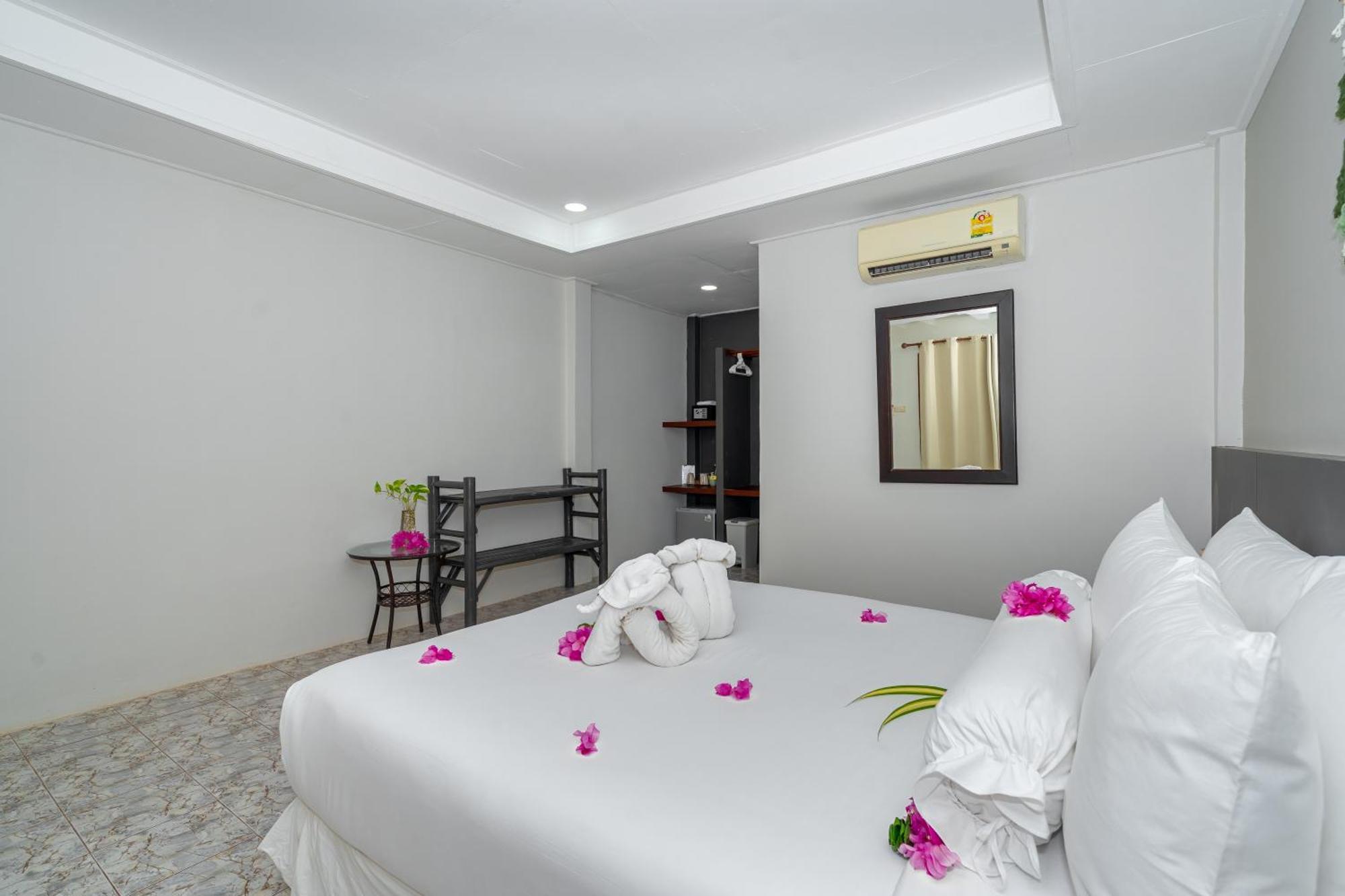 Lanta Beachfront Resort Ko Lanta Екстериор снимка