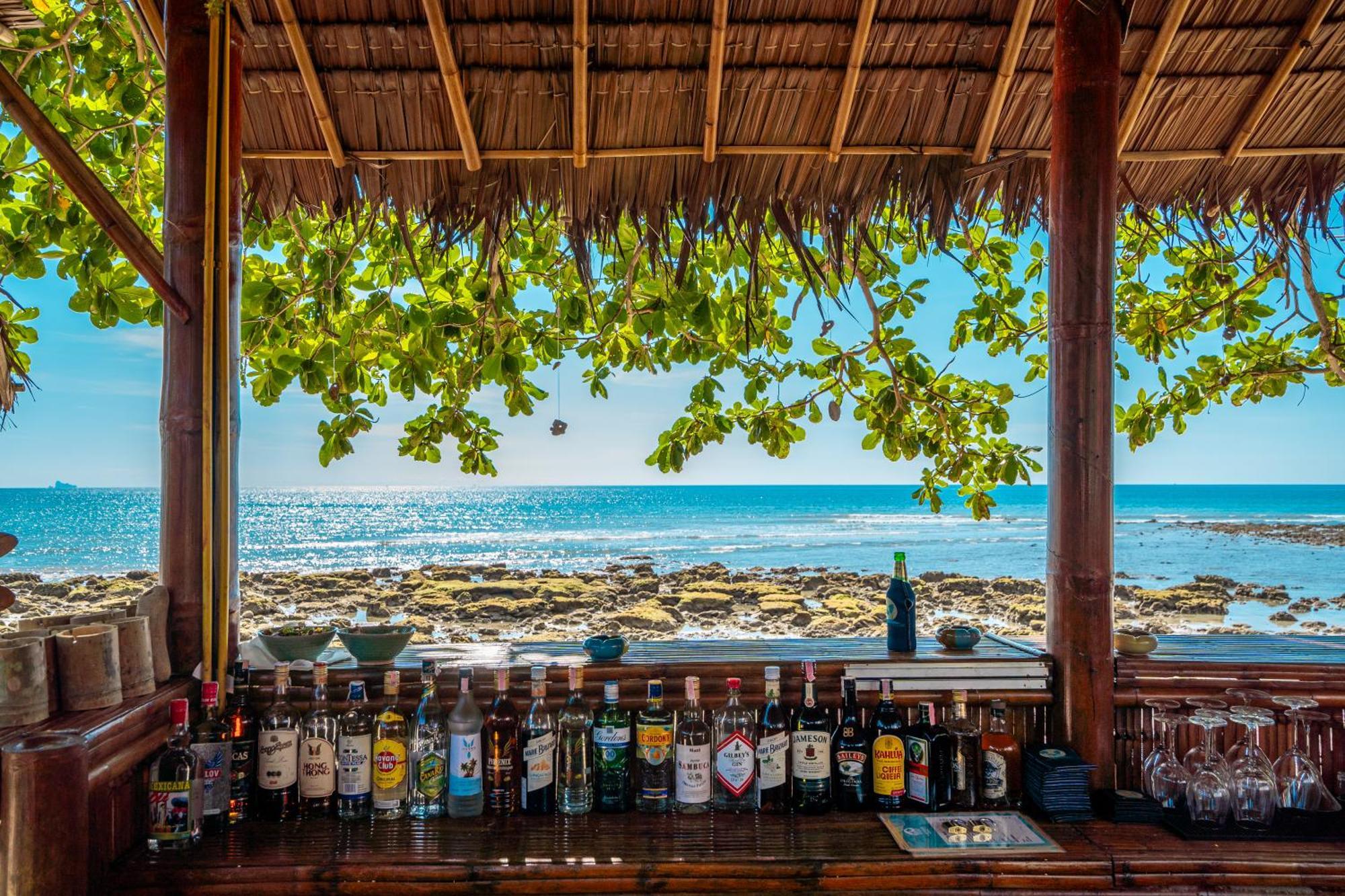 Lanta Beachfront Resort Ko Lanta Екстериор снимка