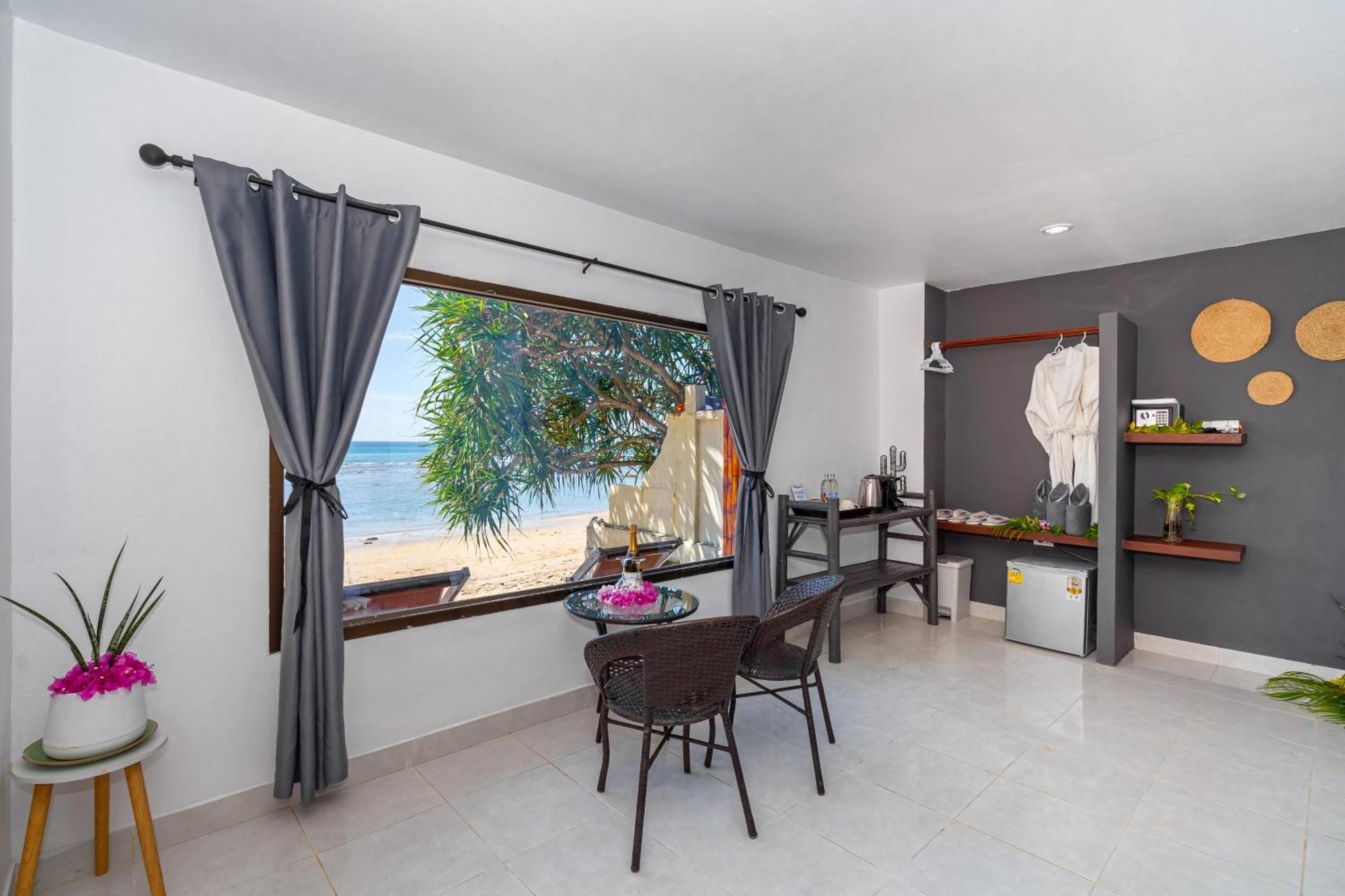 Lanta Beachfront Resort Ko Lanta Екстериор снимка
