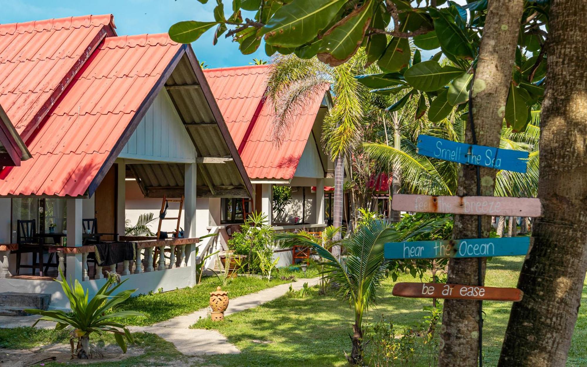 Lanta Beachfront Resort Ko Lanta Екстериор снимка